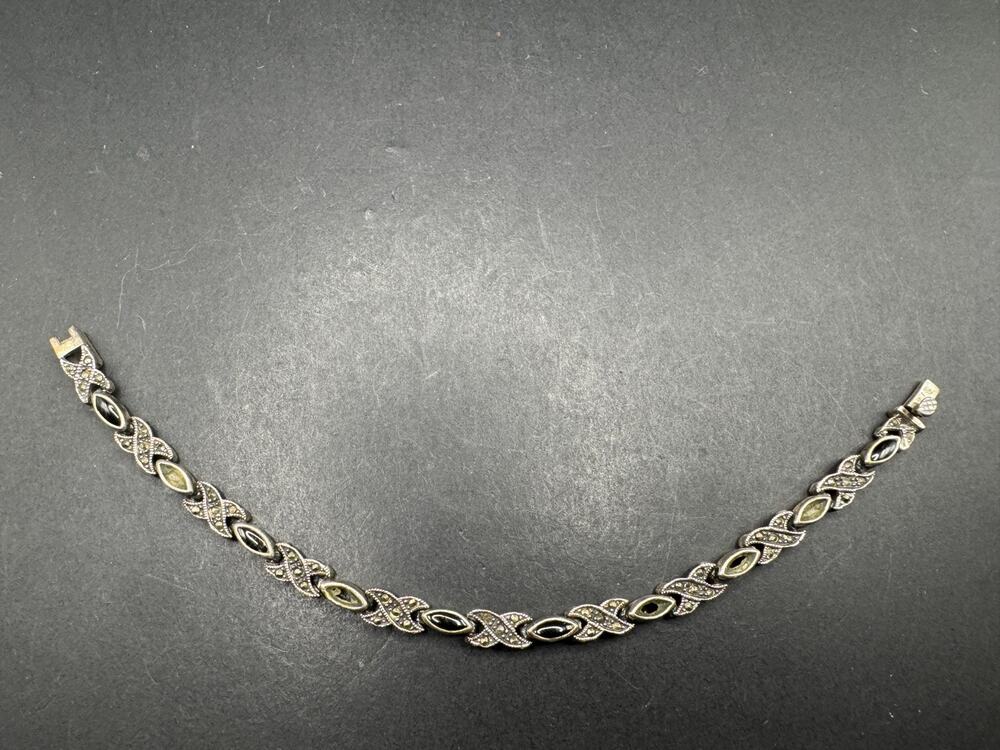 Vintage 925 Sterling Silver Black Onyx Marcasite MOP Chain Bracelet Sz 7"